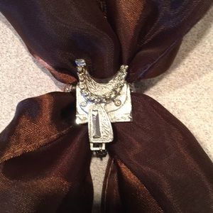 Bejeweled Silver Saddle Scarf Jewelry NoSlip